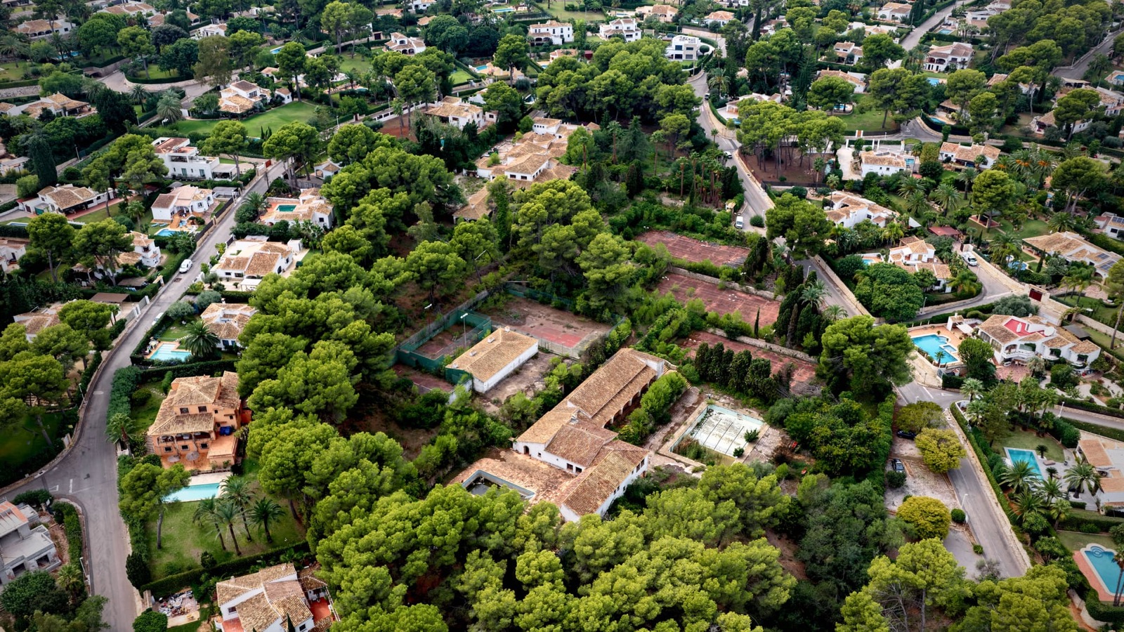 El Tosalet y su entorno desde el aire